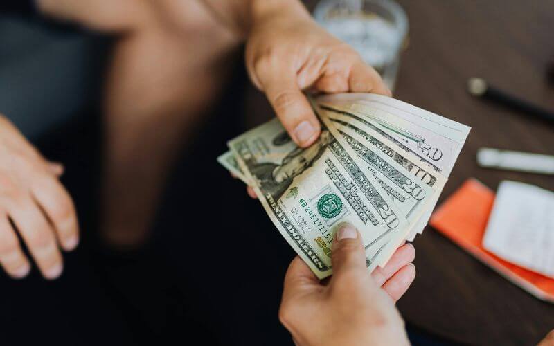 valor mínimo para receber do Google AdSense