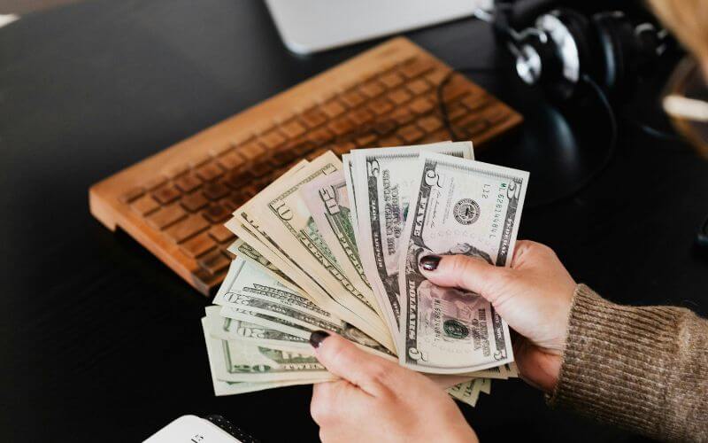 valor mínimo para receber do Google AdSense